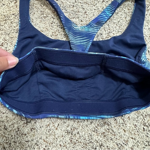 Lululemon Wunder Train Bra C/D Cup—2 - Picture 8 of 9